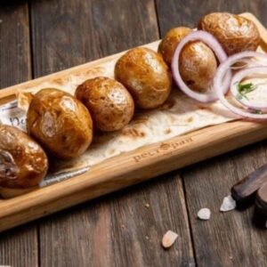 Молодой картофель на углях